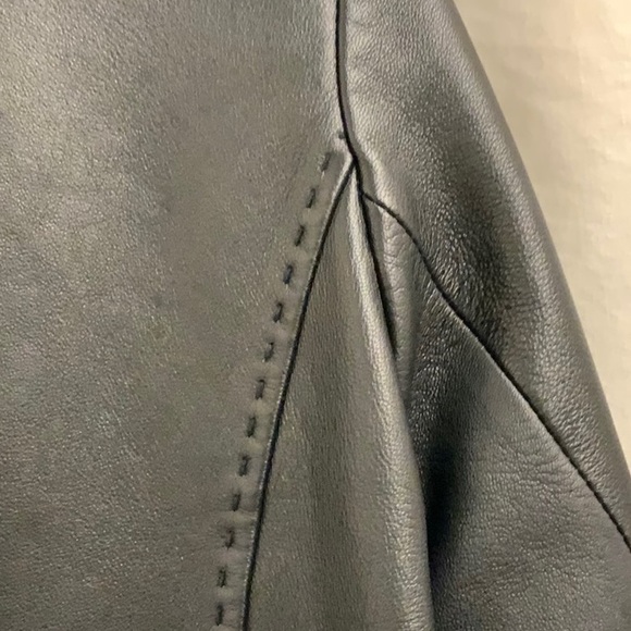 Provence d’amour Moto Leather Biker Jacket with Silver Zippers & Top-stitching - Picture 9 of 14